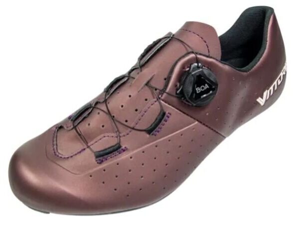 Scarpa da ciclismo nera con sistema di chiusura Boa, ideale per mountain bike e ciclismo su strada